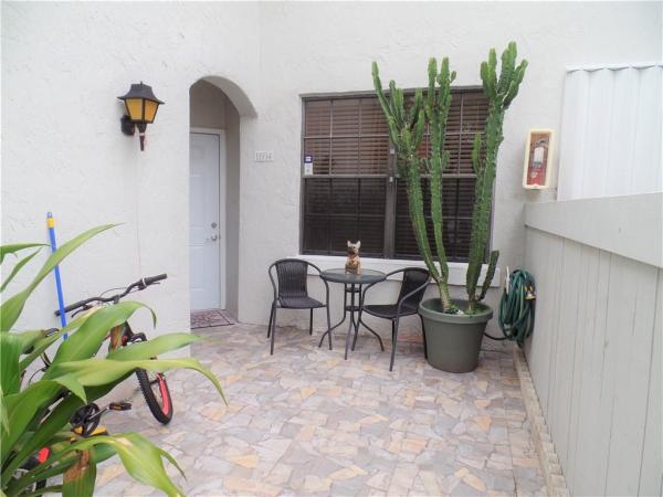 The Provinces Of Pierpointe At Pembroke Lakes, 11934 NW 11th St, Pembroke Pines, Florida 33026, image 3