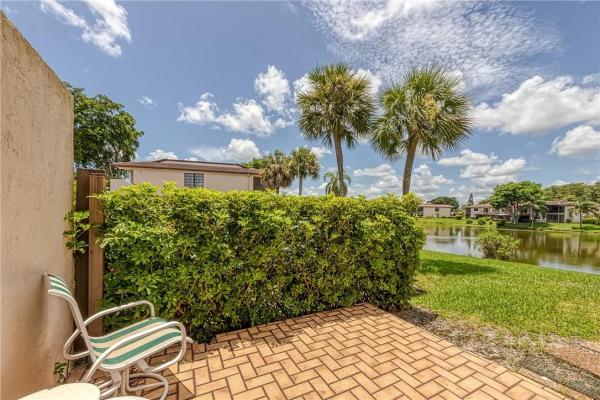 The Vistas Of Boca Lago, 21597 Juego Cir, Boca Raton, Florida 33433, image 1