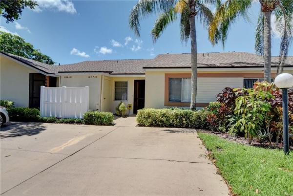Parklane At Whisper Walk, 8950 Meadowlark Way, Boca Raton, Florida 33496, image 1