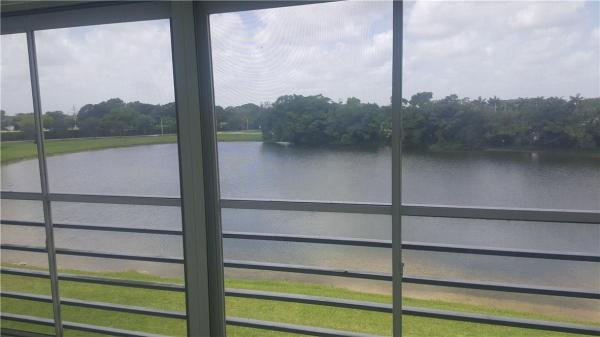 Ainslie At Century Village, 3050 Ainslie D, Boca Raton, Florida 33434, image 2