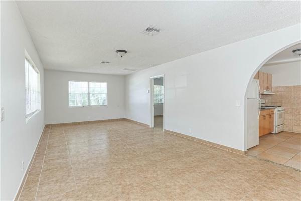 Lake Worth Town, 1106 S Federal Hwy #1, Lake Worth Beach, Florida 33460, image 1