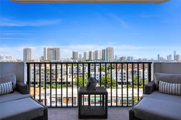 Coral Isle, 3703 NE 166 St #904, North Miami Beach, Florida 33160, image 2