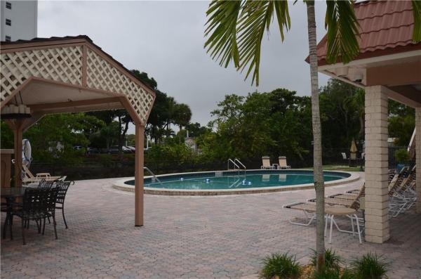 Manor Grove Village, 1950 N Andrews Ave #216D, Wilton Manors, Florida 33305, image 2