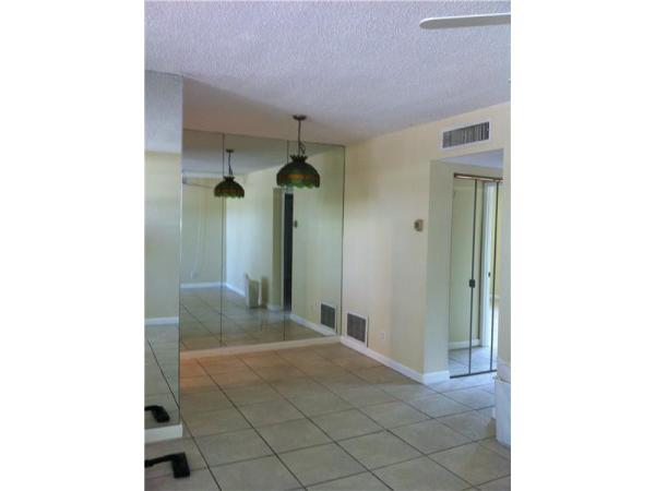 Casa Verano, 2400 NE 10th St #206, Pompano Beach, Florida 33062, image 1