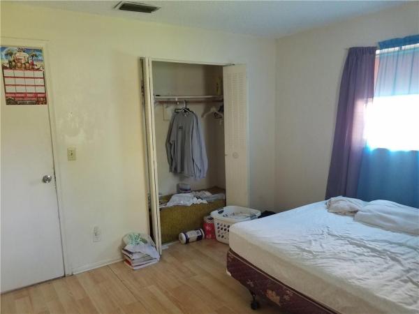 Lauderhill Manor, 5900 NW 20th St, Lauderhill, Florida 33313, image 2