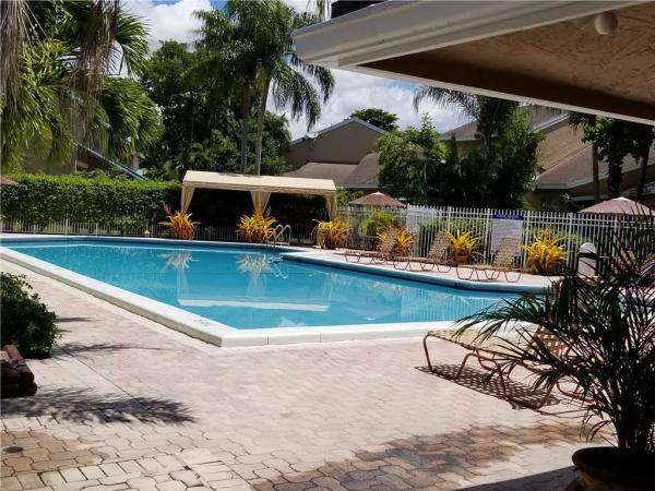 Jasmine At Woodmont, 7120 Woodmont Ave, Tamarac, Florida 33321, image 1