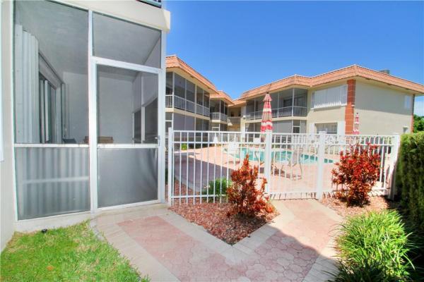 Santa Barbara Gardens, 2201 SE 9th St #101, Pompano Beach, Florida 33062, image 3
