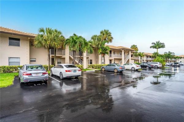 Viewpointe, 5530 Lakeside Dr #203, Margate, Florida 33063, image 1