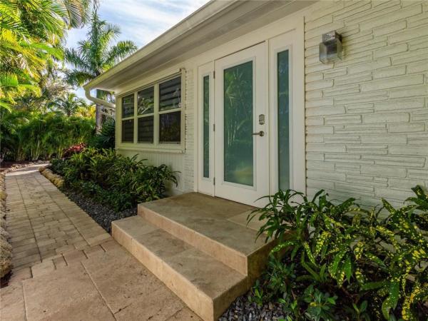 Victoria Highlands, 745 NE 20th Ave, Fort Lauderdale, Florida 33304, image 1