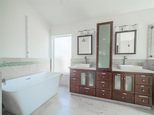 2798 NW 28th St, Boca Raton, Florida 33434, image 1