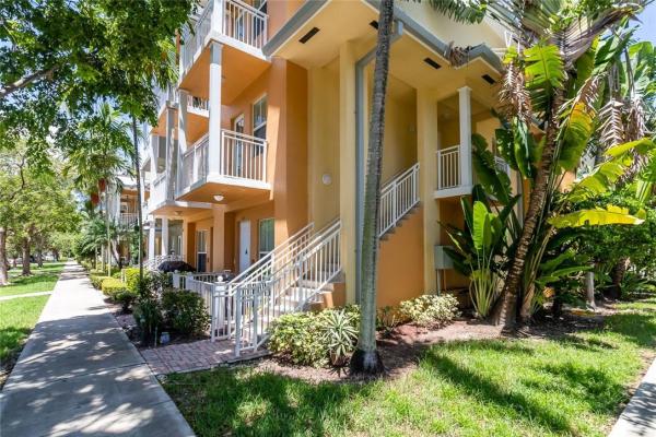 The Village At Sailboat Bend, 334 SW 14th Ave, Fort Lauderdale, Florida 33312, image 3