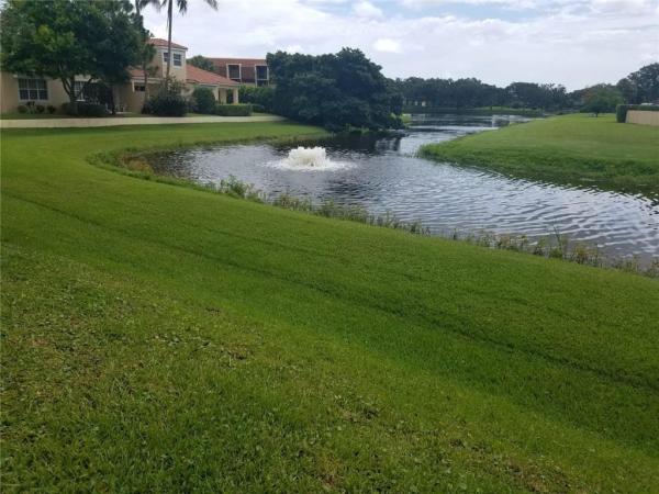 PGA Commons, 606 Commons Ln, Palm Beach Gardens, Florida 33418, image 1
