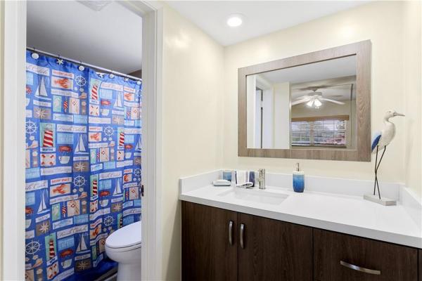 Pompano Yacht & Beach Club, 140 NE 28th Ave #205, Pompano Beach, Florida 33062, image 1