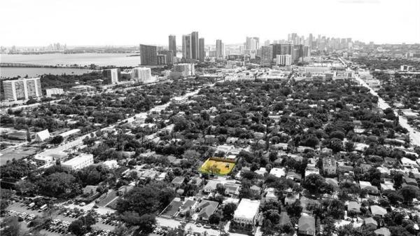 Bellaire, 102 NE 50th St, Miami, Florida 33137, image 1