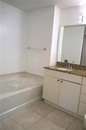 Radius, 1830 Radius Dr #312, Hollywood, Florida 33020, image 3