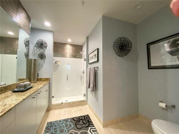 Island City Lofts, 2301 Wilton Dr #R208, Wilton Manors, Florida 33305, image 2
