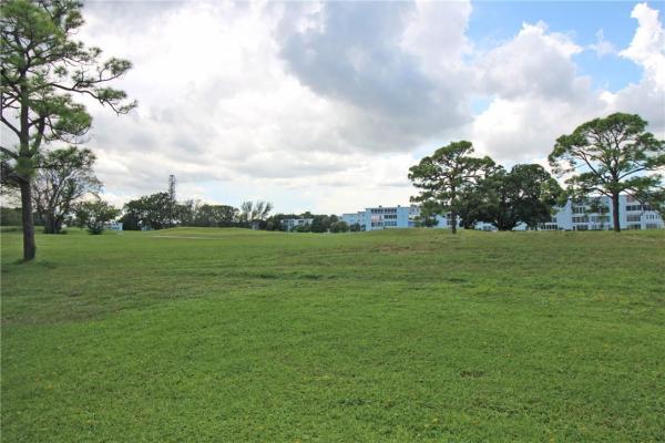 Ellesmere, 3031 Ellesmere B, Deerfield Beach, Florida 33442, image 3