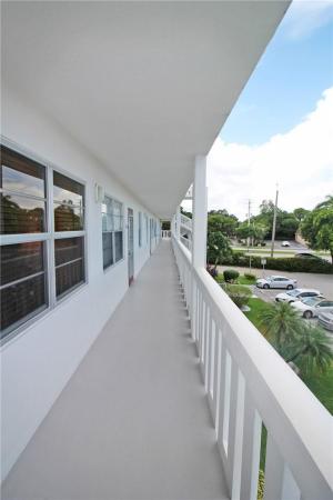 Ellesmere, 3031 Ellesmere B, Deerfield Beach, Florida 33442, image 2