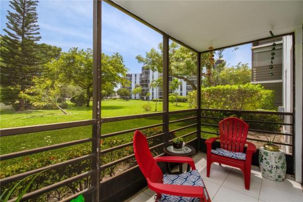 Biscaya, 20500 W Country Club Dr #108, Aventura, Florida 33180, image 3