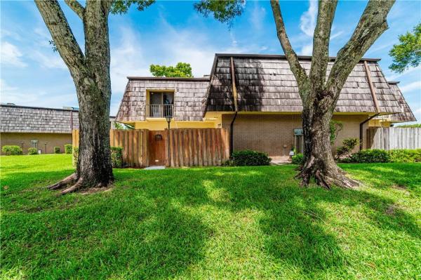 Cherry Lane Townhomes, 4707 Cherry Rd, West Palm Beach, Florida 33417, image 1