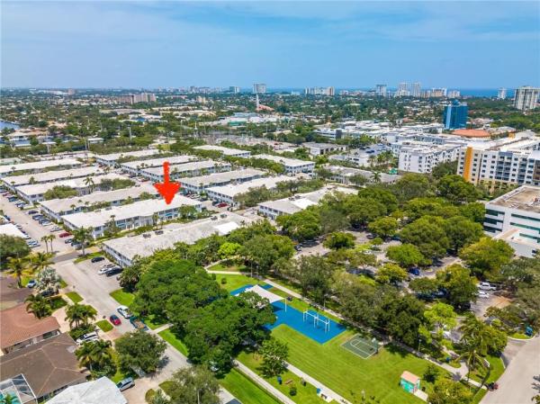 Imperial Point Colonnades, 2201 NE 66th St #1303, Fort Lauderdale, Florida 33308, image 1
