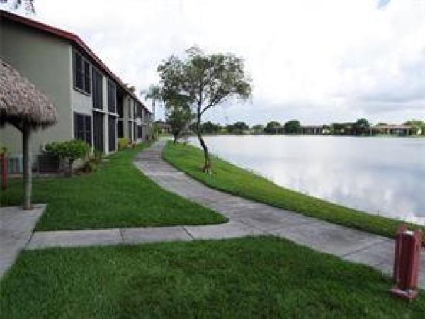 Lake Pointe, 214 Lake Pointe Dr #113, Oakland Park, Florida 33309, image 1