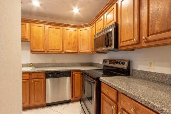 The Pines Of Delray, 2380 Black Olive Blvd #104, Delray Beach, Florida 33445, image 2