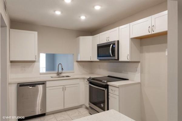 Island Club, 777 S Federal Hwy #305-E, Pompano Beach, Florida 33062, image 1