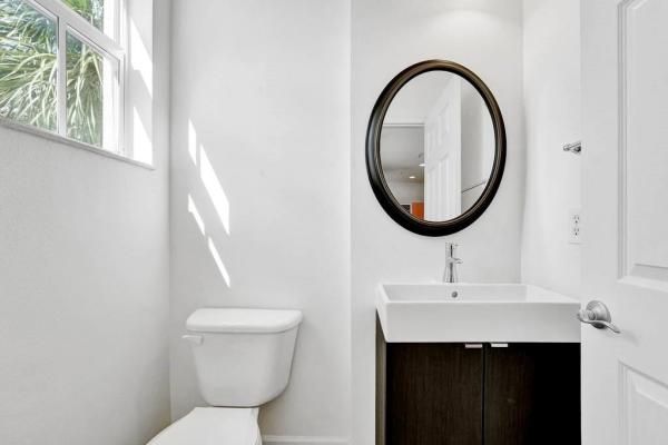The Grove At River Oaks, 2540 SW 14th Ave #204, Fort Lauderdale, Florida 33315, image 1
