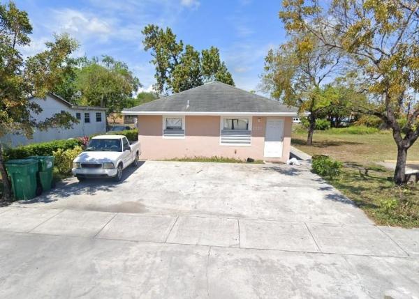 Gladeview No HOA, 2221 NW 65th St, Gladeview, Florida 33147, image 2