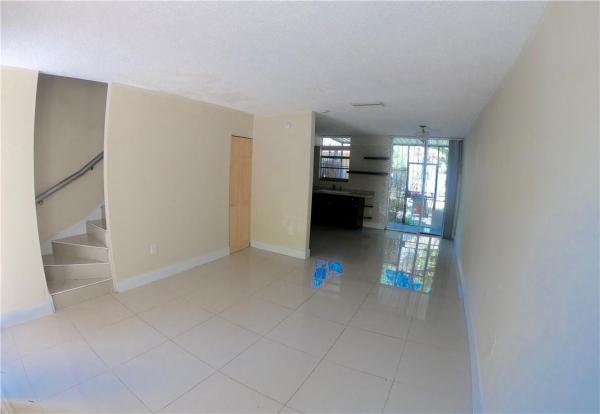 Lee Park, 6003 SW 69th St #76, South Miami, Florida 33143, image 3