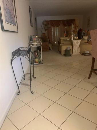 Lucaya Village, 2102 Lucaya Bnd #M1, Coconut Creek, Florida 33066, image 1