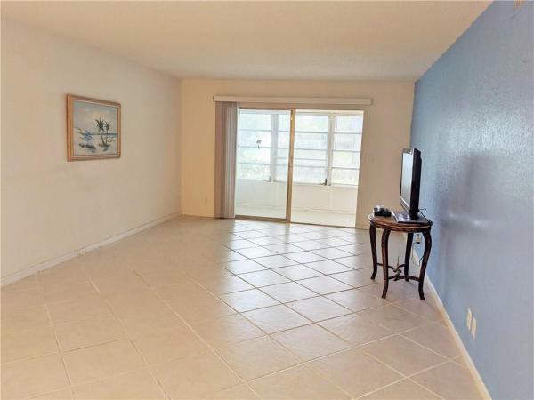 Antigua Village, 2502 Antigua Ter #L1, Coconut Creek, Florida 33066, image 1