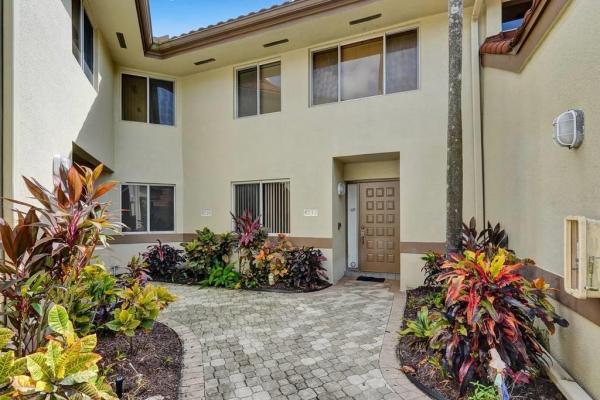 Parc Court, 9232 NW 9th Pl, Plantation, Florida 33324, image 1