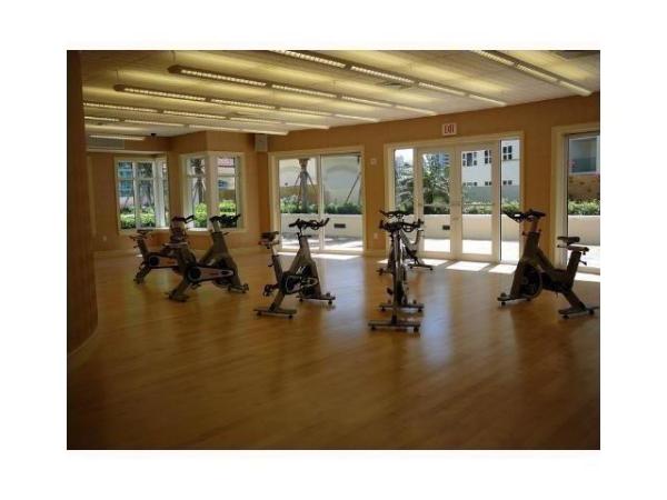 Turnberry Village South Tower, 19900 E Country Club Dr #918, Aventura, Florida 33180, image 2