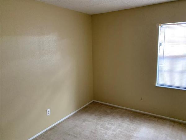 320 SW Colesbury Ave, Saint Lucie Village, Florida 34953, image 3