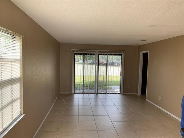320 SW Colesbury Ave, Saint Lucie Village, Florida 34953, image 2