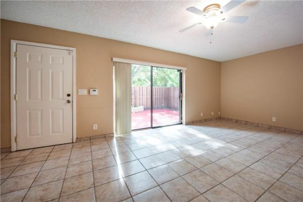 Camelot Gardens, 2595 Lakeview Ct, Cooper City, Florida 33026, image 1