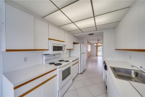 Cambridge At Century Village, 12701 SW 13th St #401F, Pembroke Pines, Florida 33027, image 1
