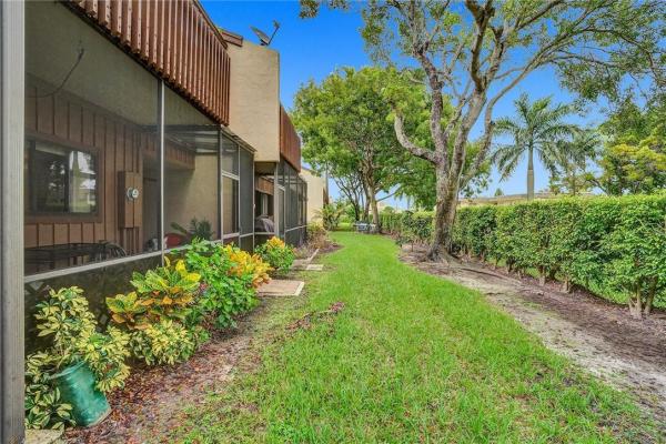 The Townhomes Of Sherbrooke, 1434 S Gabriel St, Hollywood, Florida 33020, image 1