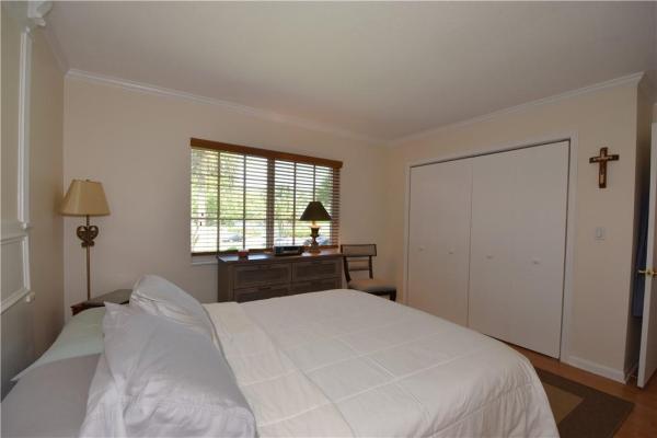 Manor Grove Village, 300 NE 19th Ct #201N, Wilton Manors, Florida 33305, image 3