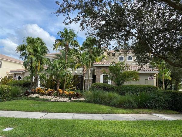 Caseras At Parkland Golf & Country Club, 7574 Old Thyme Ct #9D, Parkland, Florida 33076, image 3