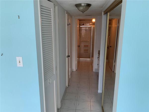 Del Prado, 18051 Biscayne Blvd #1703-1, Aventura, Florida 33160, image 1
