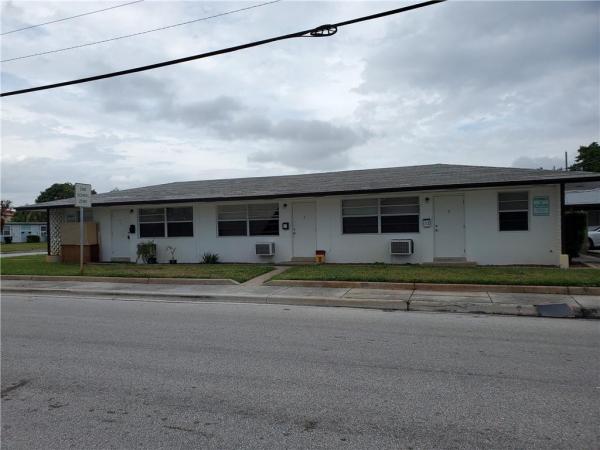 Lake Worth Town, 732 S 8th Ave S, Lake Worth Beach, Florida 33460, image 1