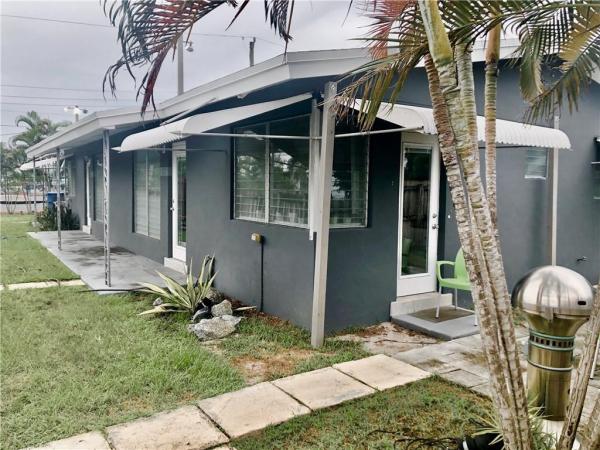 Tropical Gardens, 509 NE 21st Dr #1-2, Wilton Manors, Florida 33305, image 1