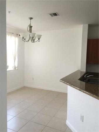 Villa Carrara, 2955 NW 126th Ave #317-5, Sunrise, Florida 33323, image 2