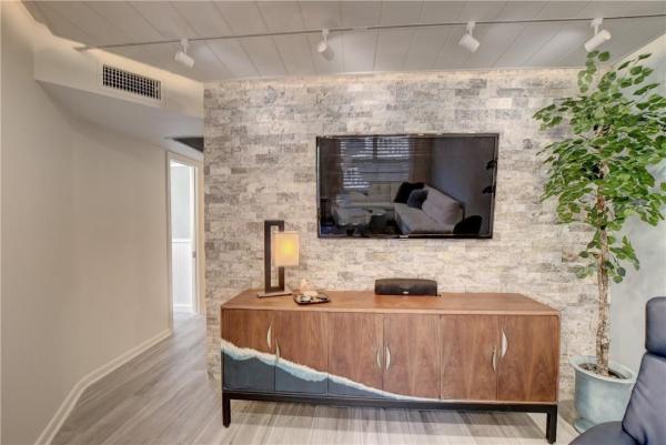 Oakridge, 52 Oakridge E, Deerfield Beach, Florida 33442, image 3