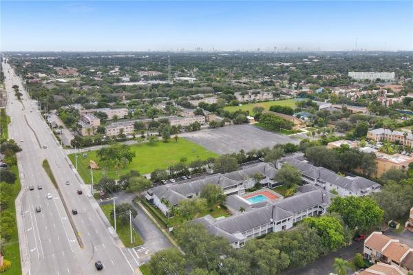 Oak Paths, 7556 Stirling Rd #218, Davie, Florida 33024, image 3