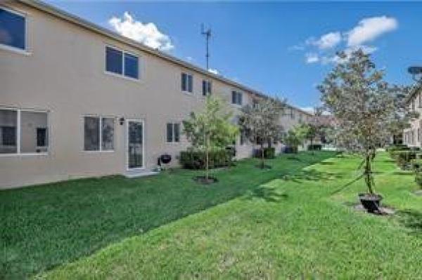 Walden Townhomes, 21414 NW 13th Pl #21414, Miami Gardens, Florida 33169, image 1