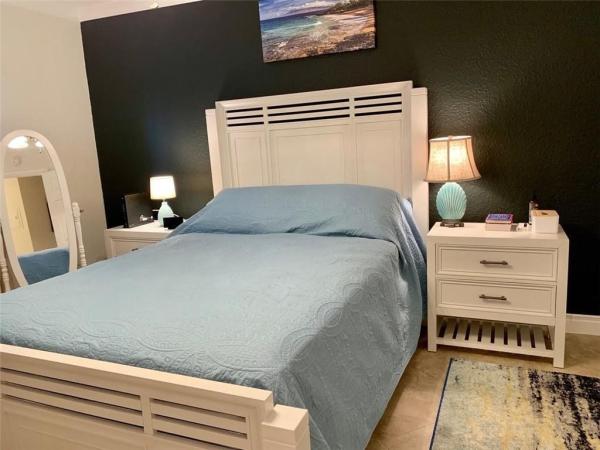 Wilton Village, 2607 NE 8th Ave #13, Wilton Manors, Florida 33334, image 3